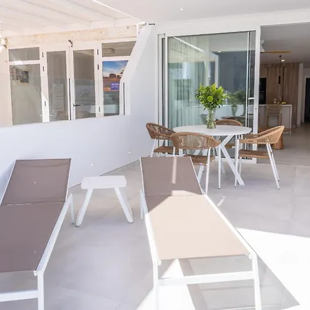 Kala Apartment, Luxury Proximity To The アパート