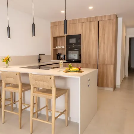 Kala Apartment, Luxury Proximity To The 아파트